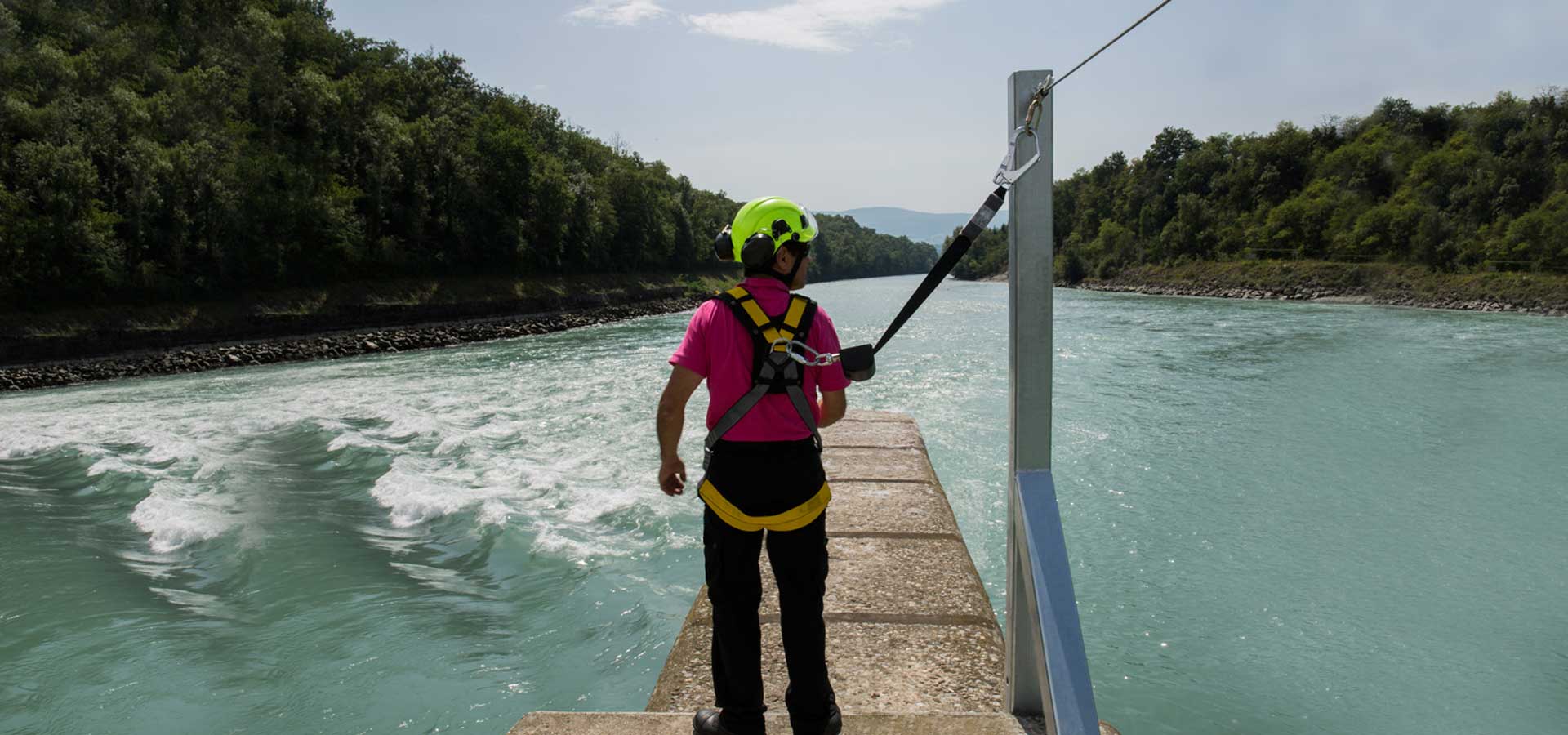 lifeline-overhead-BACKlifeline-overhead-BACK