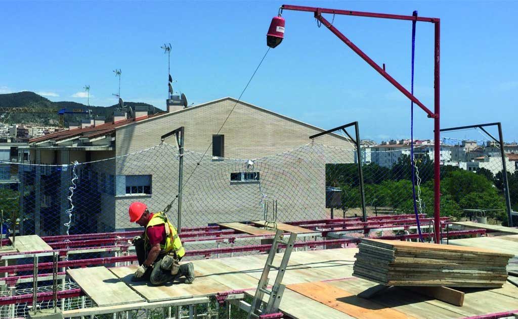 Fall-Arrest-Fall-Protection-UAE-ME-Conical-tube-SAudi-Arabia-Kuwait-