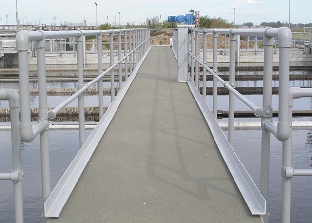 Guardrail with TSS Kee Klamp